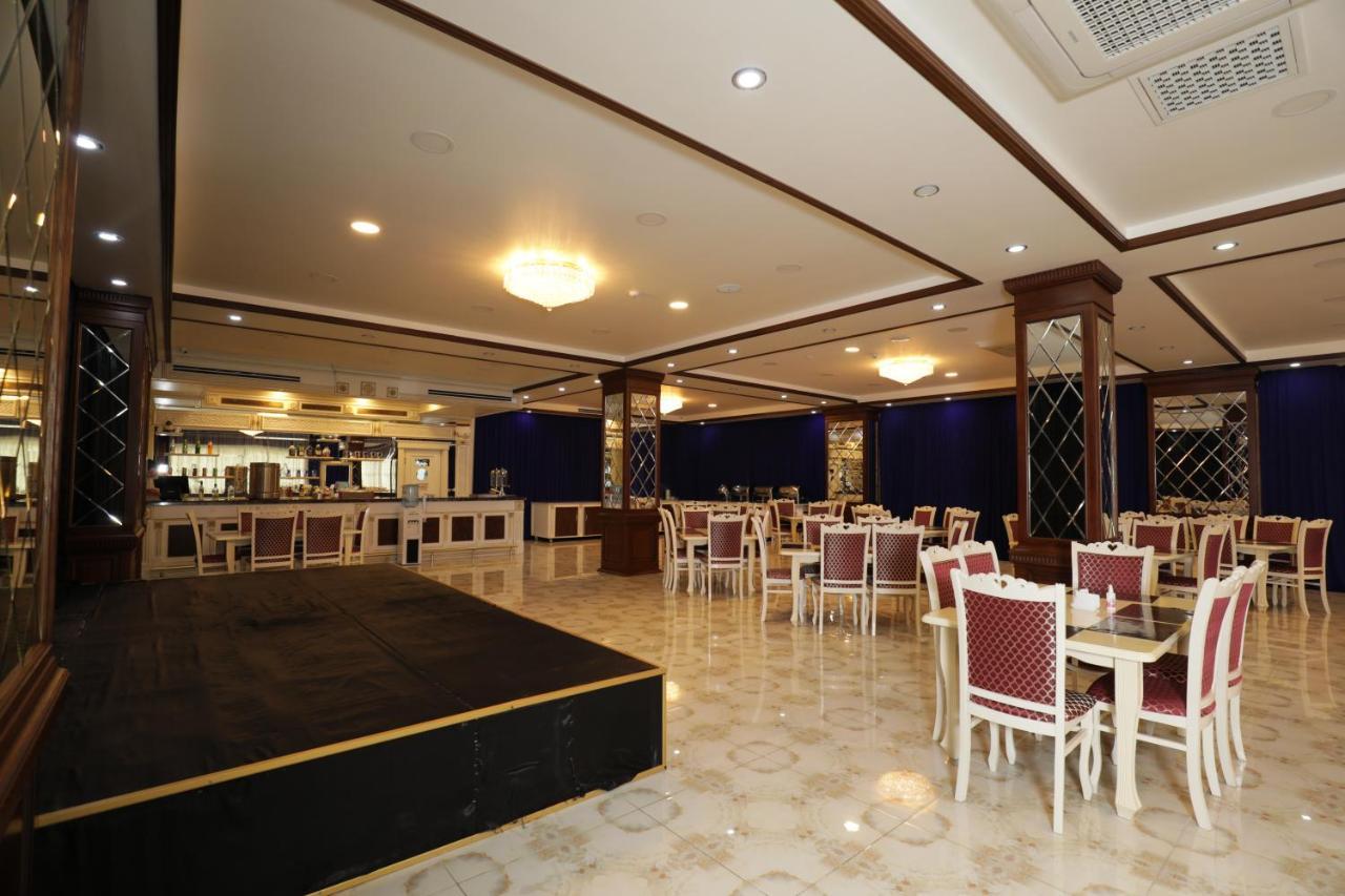 Alis Hotel Baku Eksteriør billede