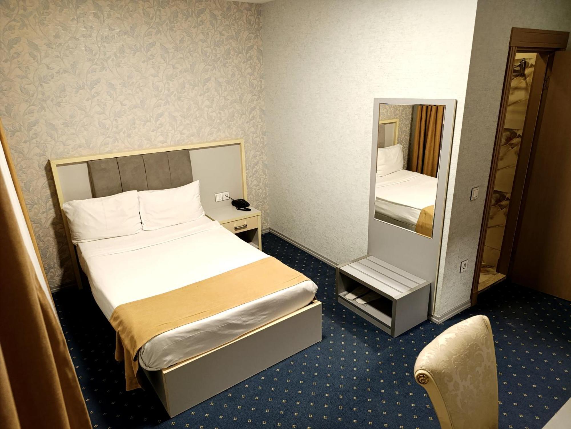Alis Hotel Baku Eksteriør billede