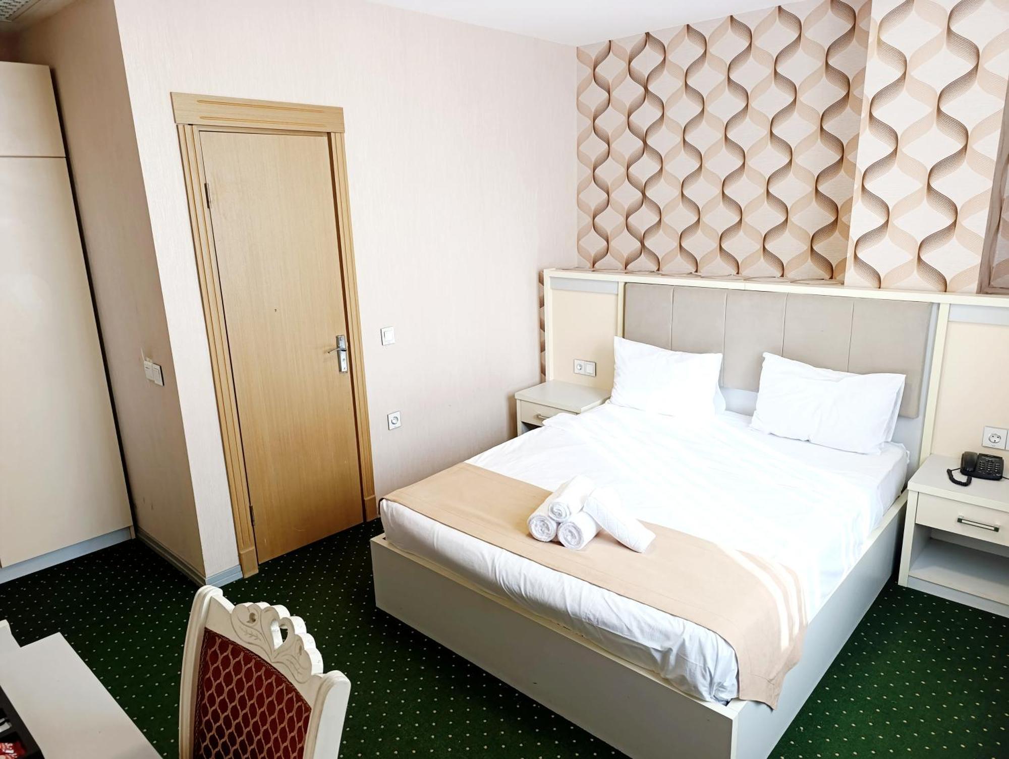 Alis Hotel Baku Eksteriør billede